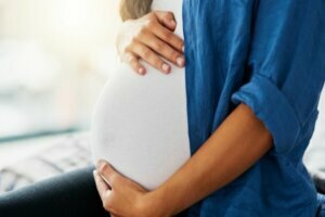 Istock 12519 pregnant