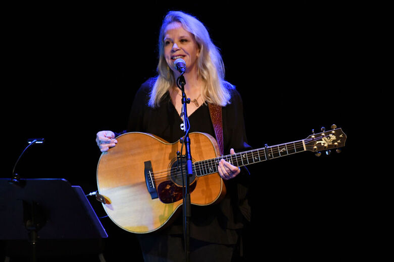 Mary Chapin And Shawn Colvin Perform At Thousand Oaks Civic Arts Plaza