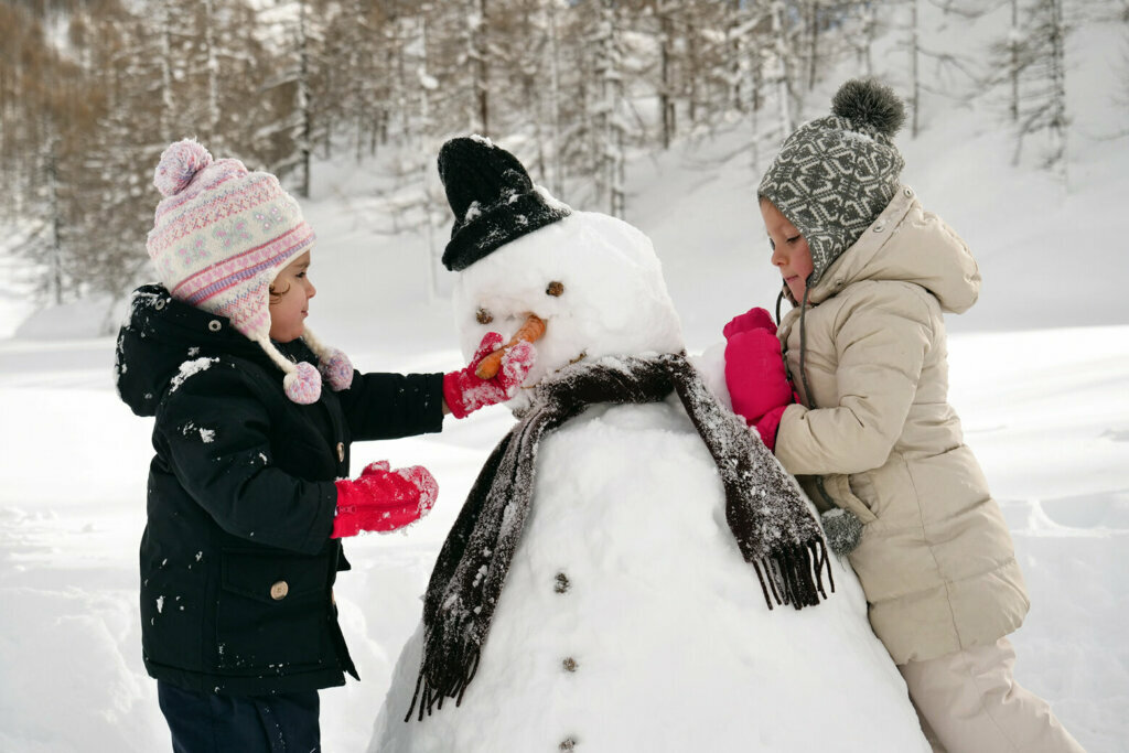 A local superintendent has turned an announcement of the closure of schools for an impending snow storm into a teachable, emotional moment.