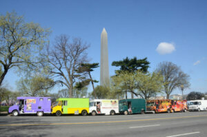 Food trucks near the Washington Monument