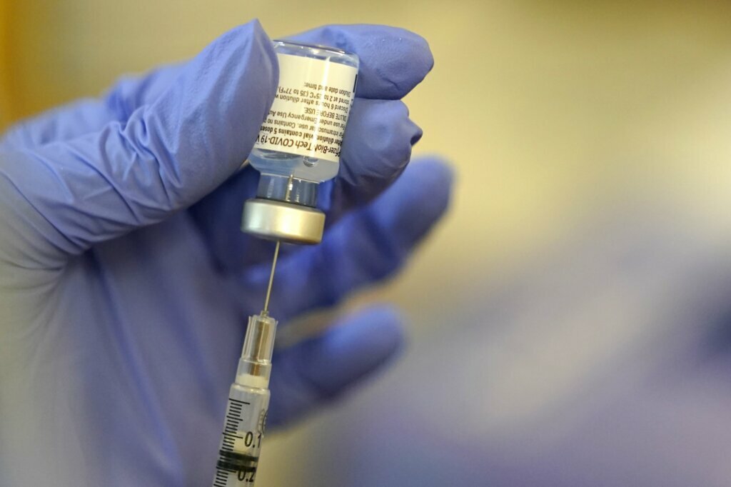 Virus Outbreak WHO Vaccines
