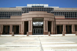 Alexandria, Virginia Mall Closes After 52 Years