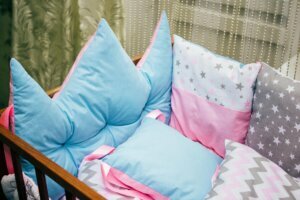 Cots,And,Pillows,And,Bumpers,Of,Different,Colors.,Turquoise,Pillow,