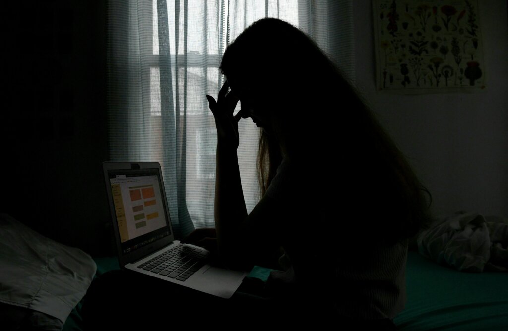 US HEALTH VIRUS SUICIDE ADOLESCENTS