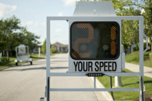 Law Enforcement Mobile Police Speed Radar Trailer Sign at 21MPH