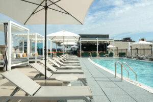 Deck 11 at yotel washington dc 4