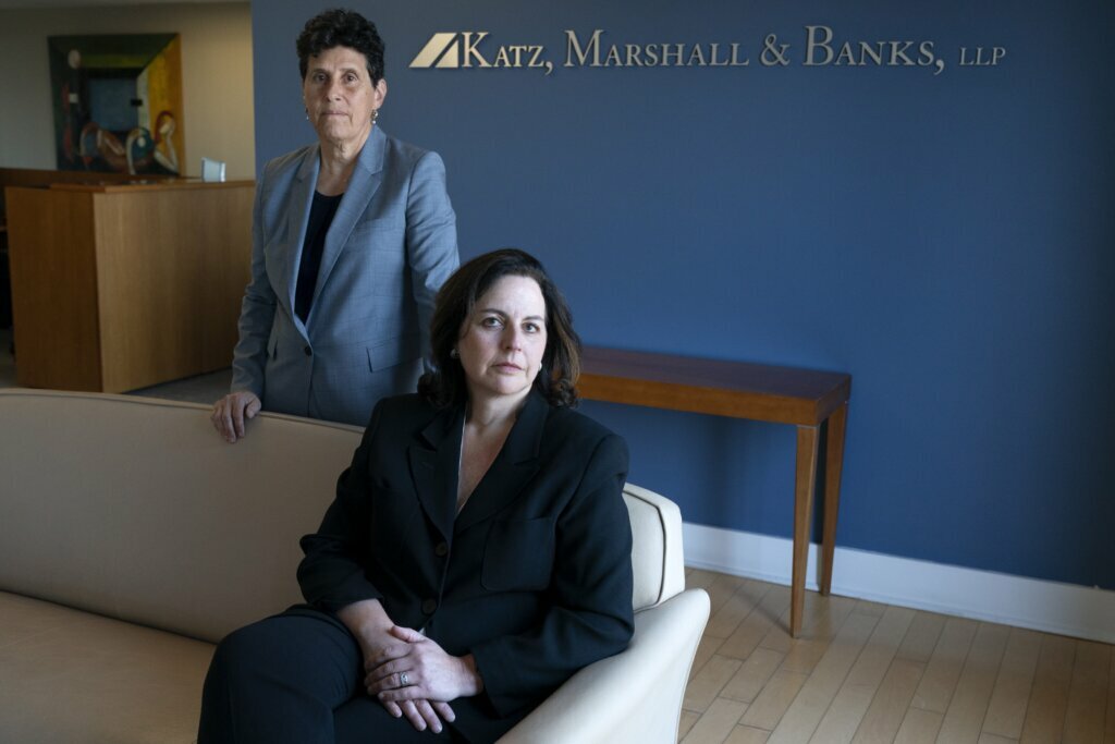 MeToo Lawyers