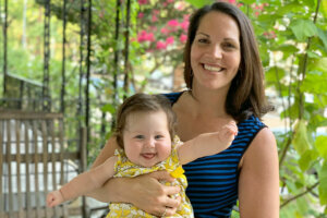 Brandi Farmerwith daughter Sophie