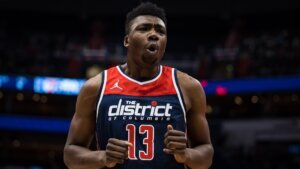 Report: Thomas Bryant leaves Wizards to rejoin Lakers