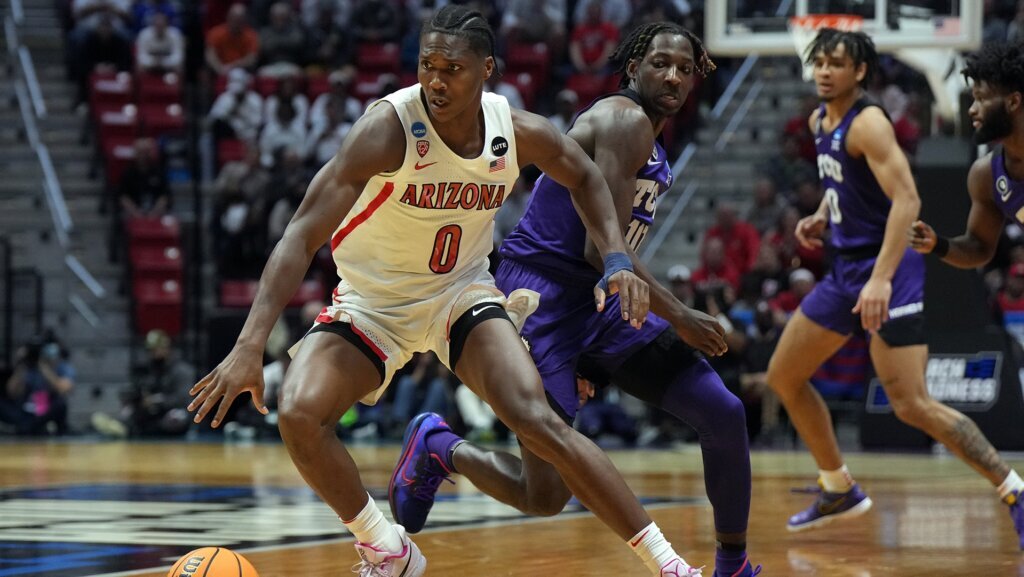 Former college coach, NBA analyst scouts top draft prospects