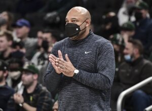 New Lakers head coach Darvin Ham introduced, Russell Westbrook shows support