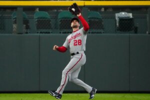 Nats lead MLB in errors after making 2 on 1 play vs. Marlins