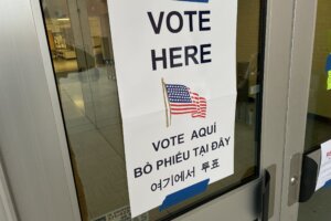 Vote sign ffx nau