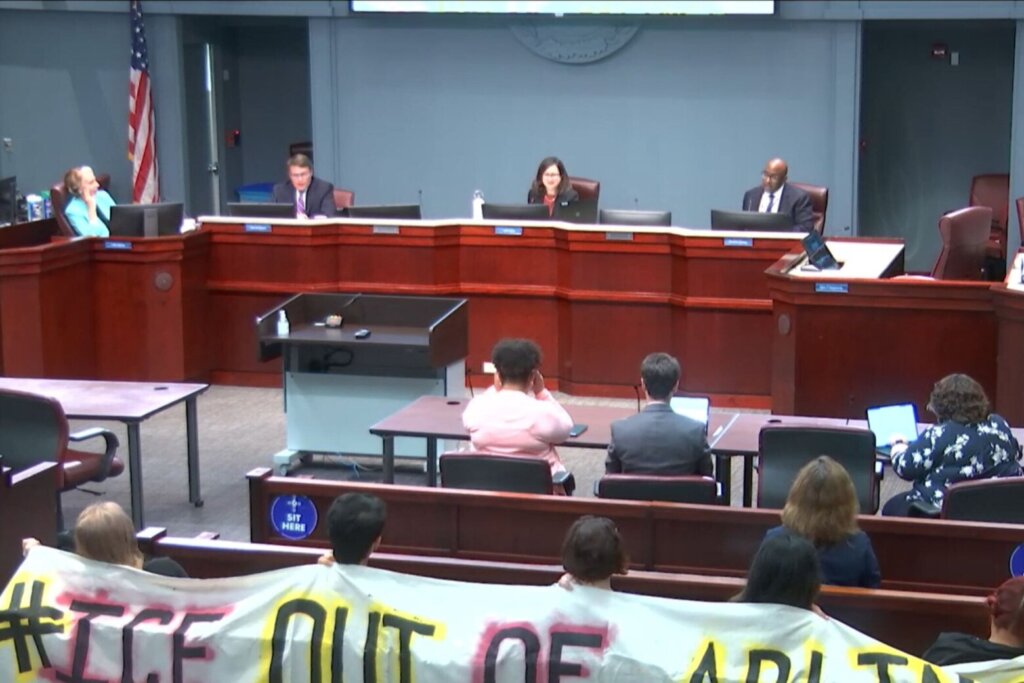 Arlington board meeting