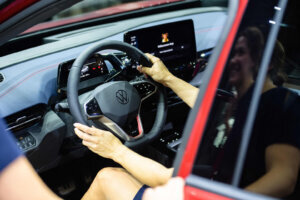 GERMANY INDUSTRY AUTOMOBILE ELECTRIC VOLKSWAGEN