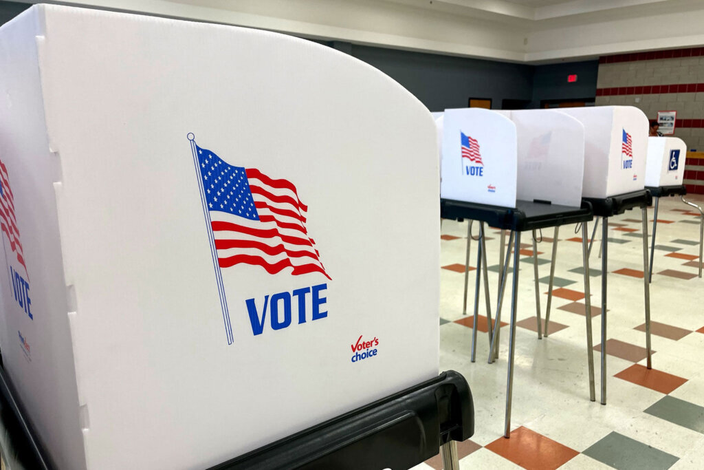 Neal voting booths