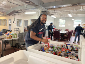 AACFBVolunteer SortingFood2