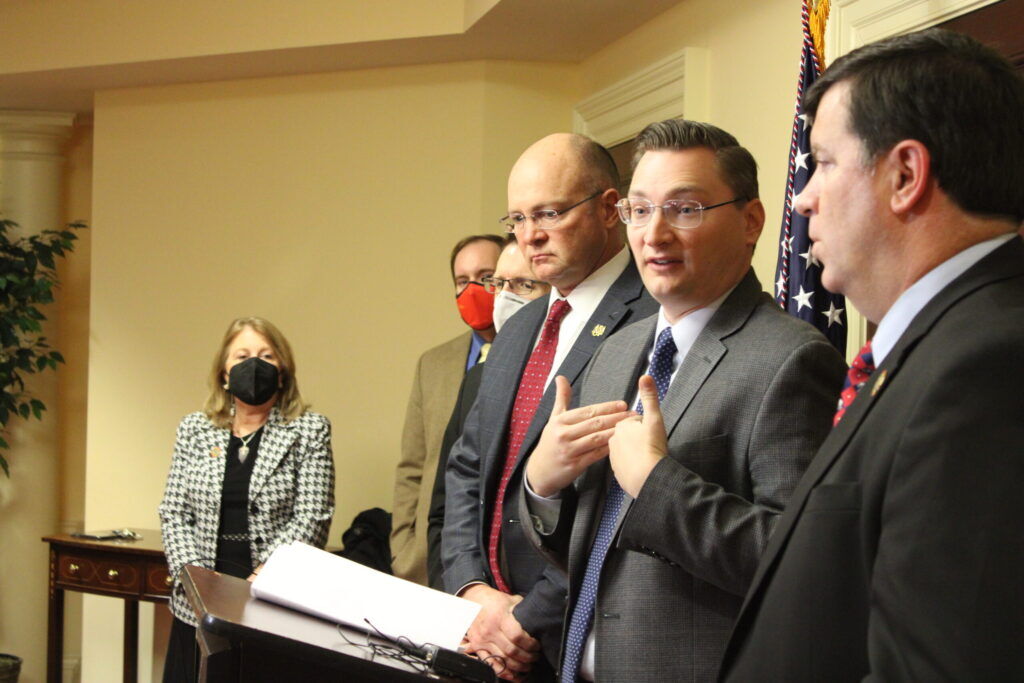 Hough presser 1024x683
