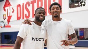 Tiafoe visits Wizards’ practice to shoot hoops with his buddy Beal
