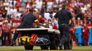 Phidarian Mathis suffered torn meniscus vs. Jaguars