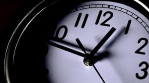 Lawmakers debate daylight saving time