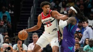 Vernon Carey Jr. in concussion protocol after traffic accident