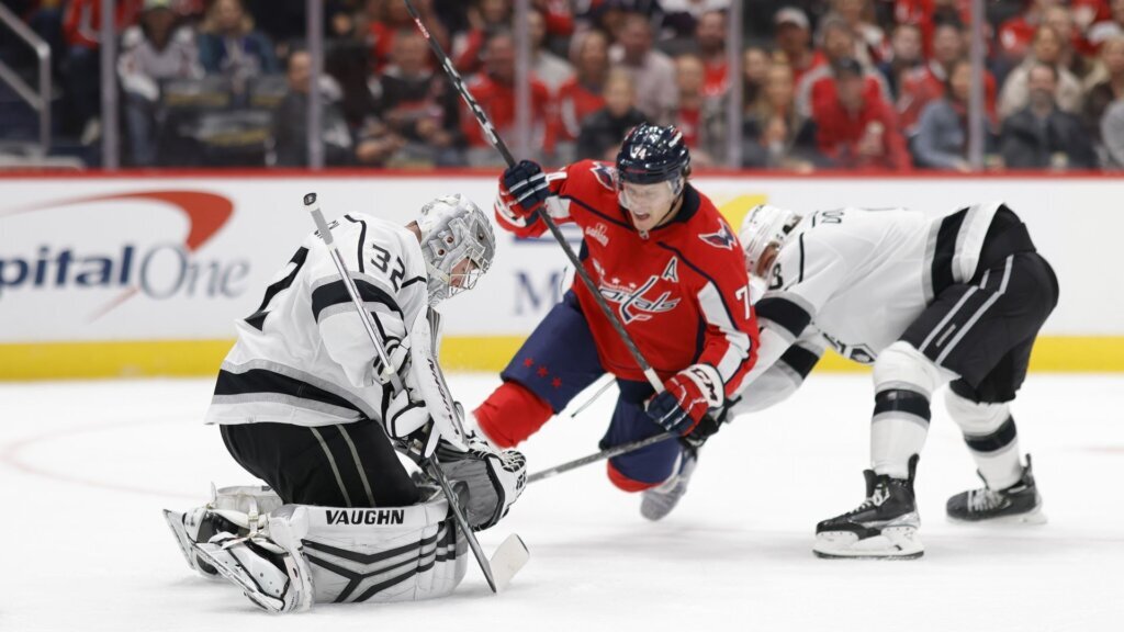 Caps’ shots start landing in time for comeback win over Kings