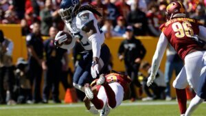 Commanders' William Jackson III removed early in loss to Titans