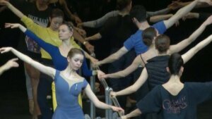 Ukrainian ballerinas aim to display and defend culture through dance