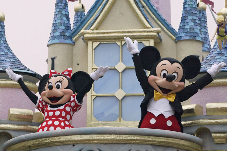 Disneyland To Open In Hong Kong