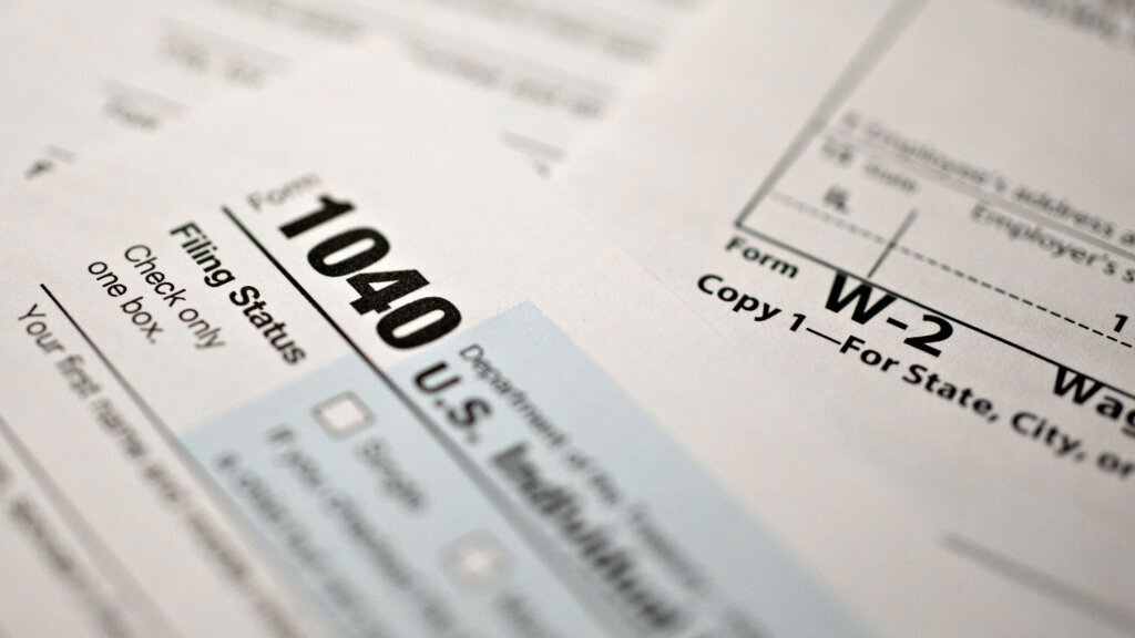 IRS Pushes Tax Date to July 15, Same as Payment Deadline