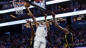 Beal records 15,000 career points