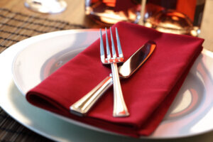 Restaurant dinner place setting
