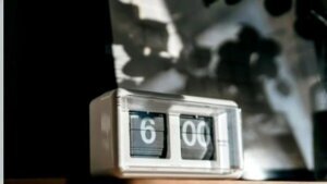 Health risks associated with daylight saving time