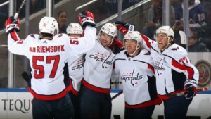 Capitals score five unanswered, blow out Islanders in New York
