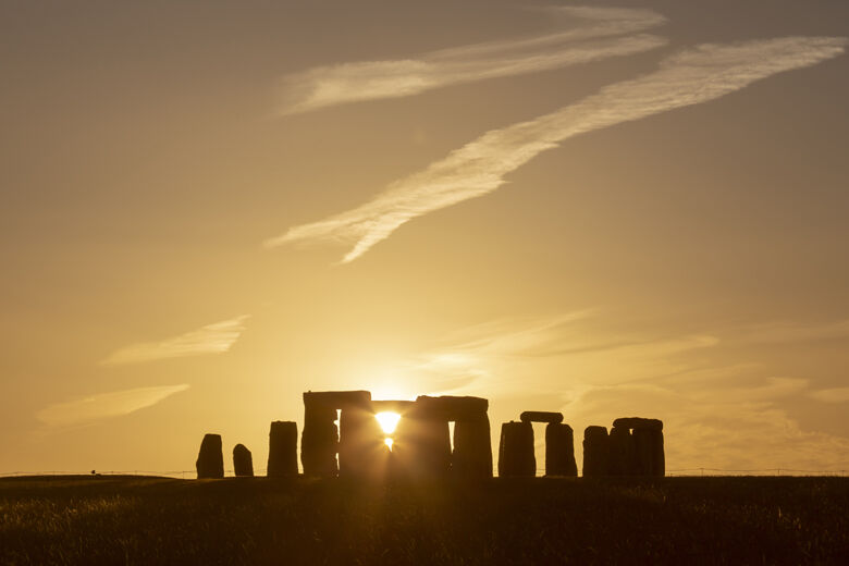 Stonehenge summer solstice sunset and sunrise