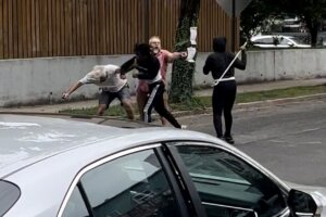 DC man captures 'frightening' carjacking involving golf club