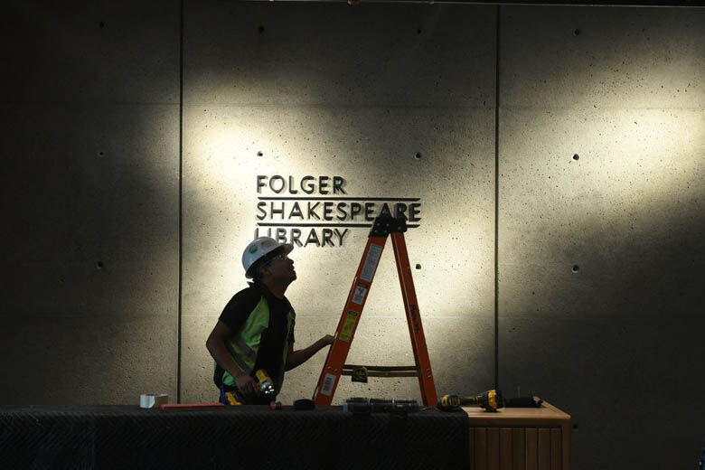 Folger2