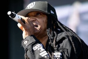 DJ Kool performs live