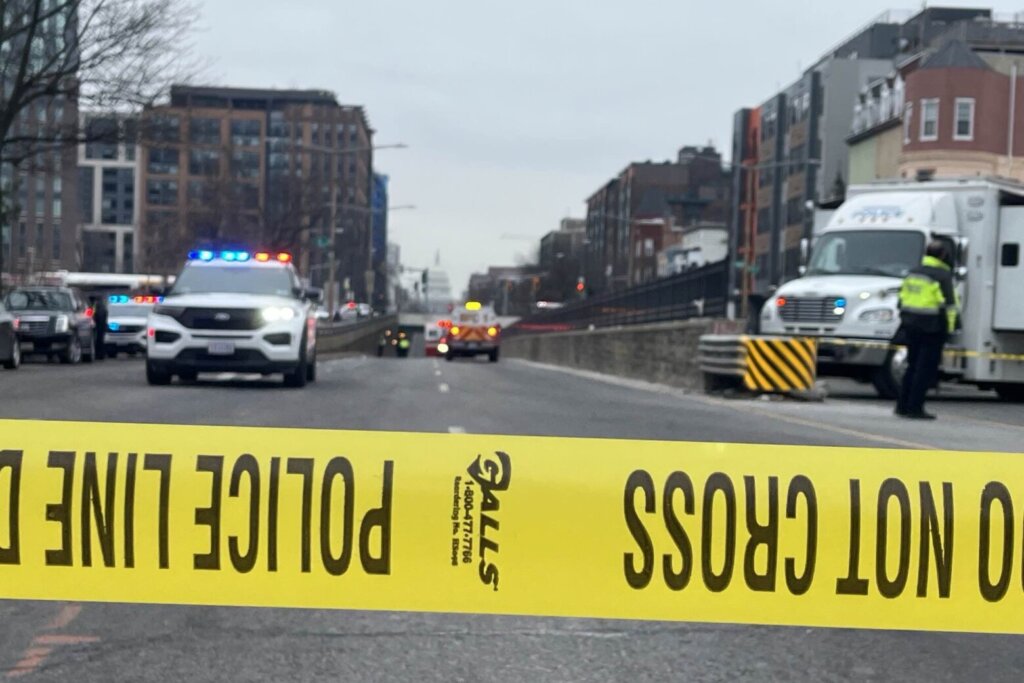 3 dc police shooting jan