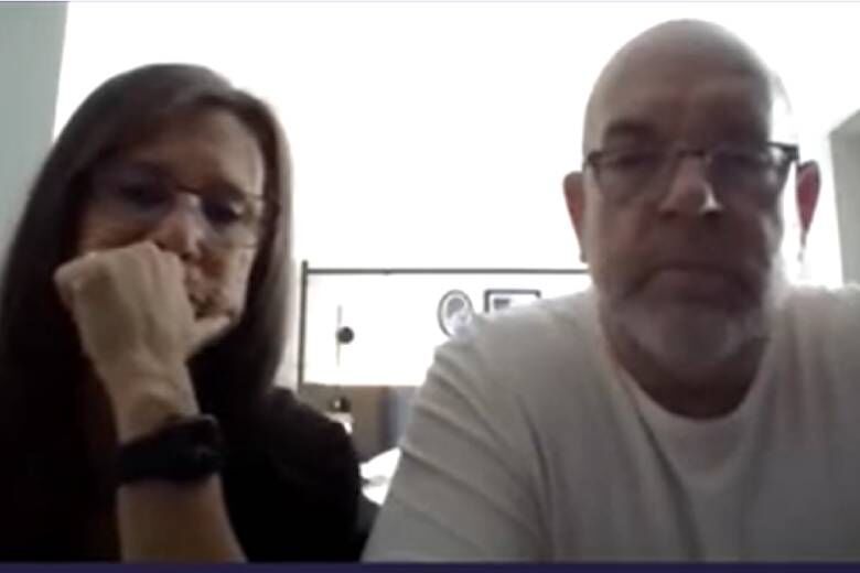 Parents dekel chen