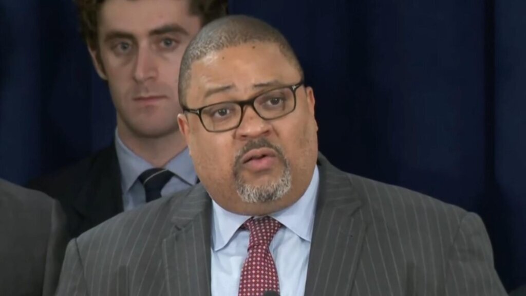 Manhattan District Attorney Alvin Bragg reflects on Trump verdict