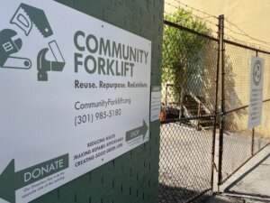 Community forklift