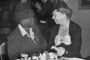 Mary McLeod Bethune with former first lady Eleanor Roosevelt
