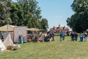 Colonial Market and Fair in