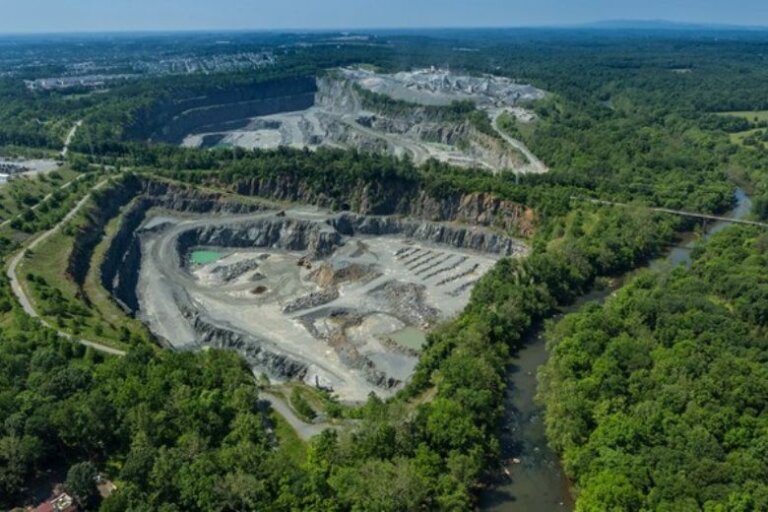 Luck Stone quarry