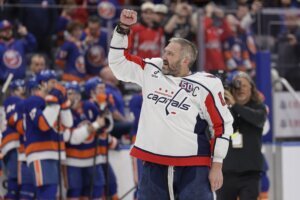 Capitals Islanders Hockey