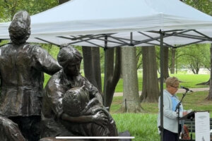 Peggy Kelly speaking at the Vietnam Women’s Memorial