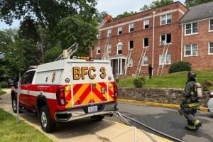 Southeast DC apartment fire