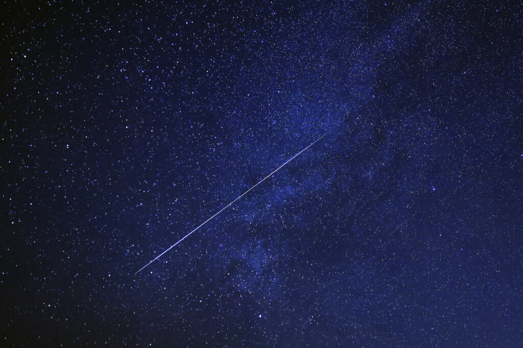 KUWAIT ASTRONOMY GEMINID METEOR